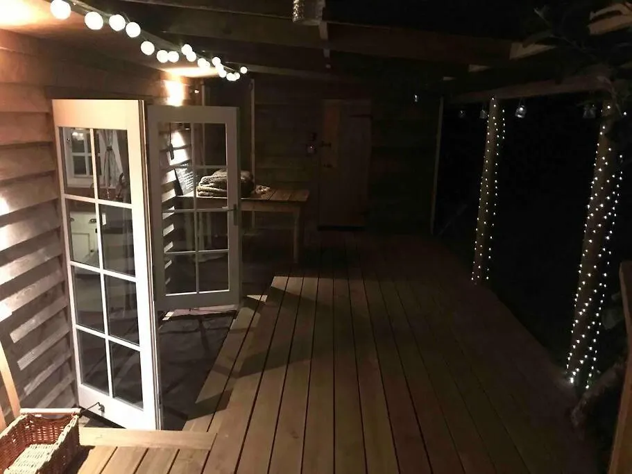 Rustic Lodge, Stunning Views & Star Gazing Bath Exeter 0*,  Storbritannien