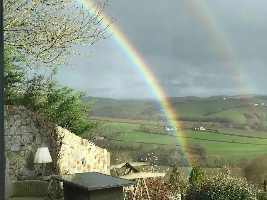 Rustic Lodge, Stunning Views & Star Gazing Bath Exeter Feriehus